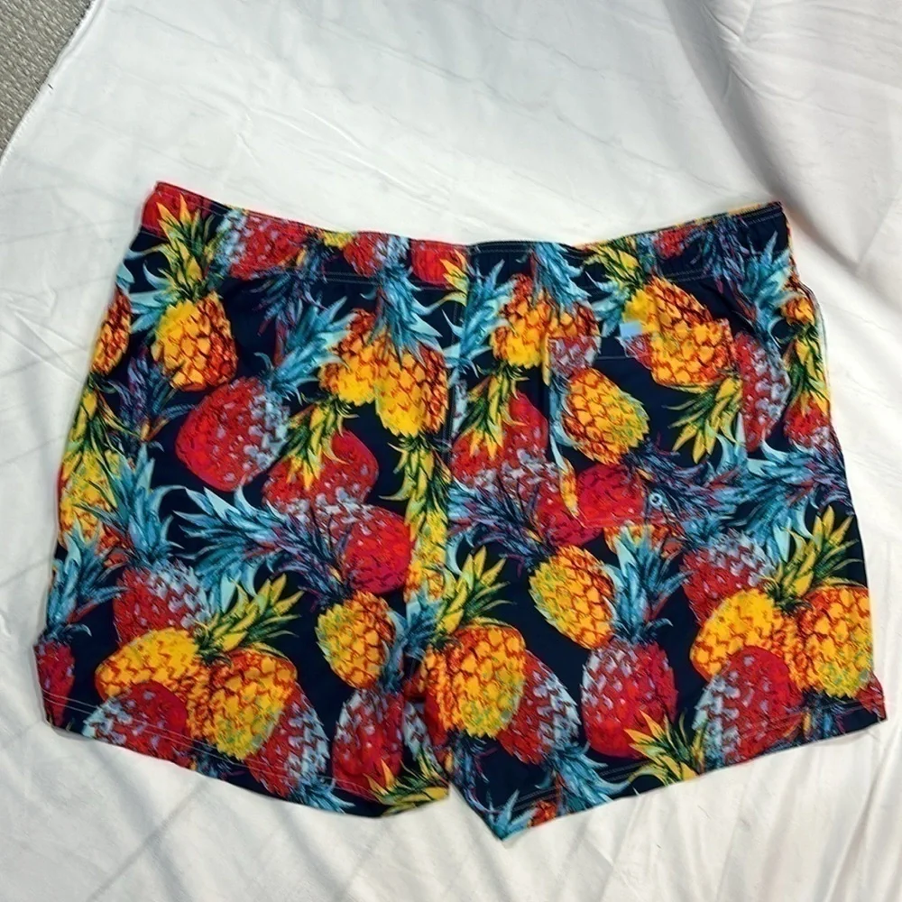 Men’s Pineapple Swim Trunks Size 3XL (48-50)